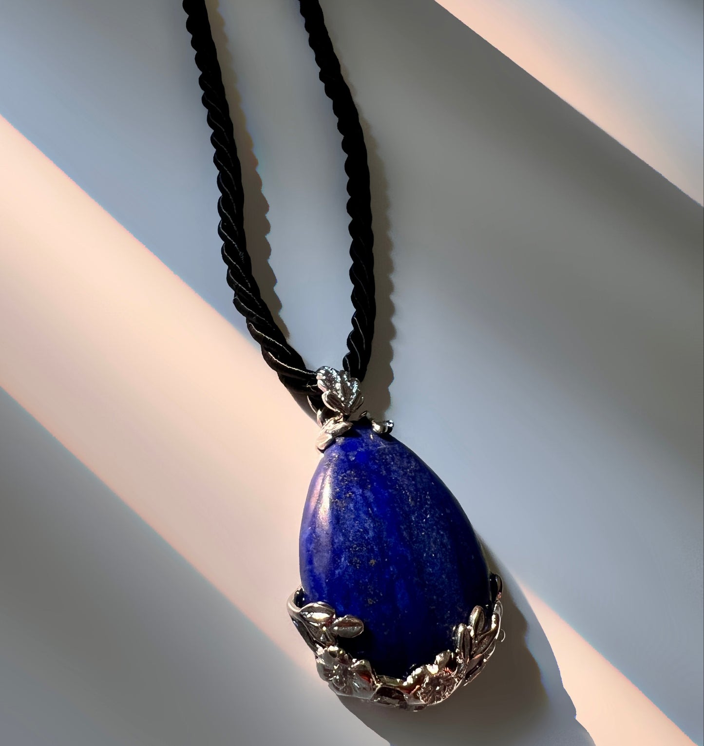 Blue Oracle – Lapis Lazuli Necklace