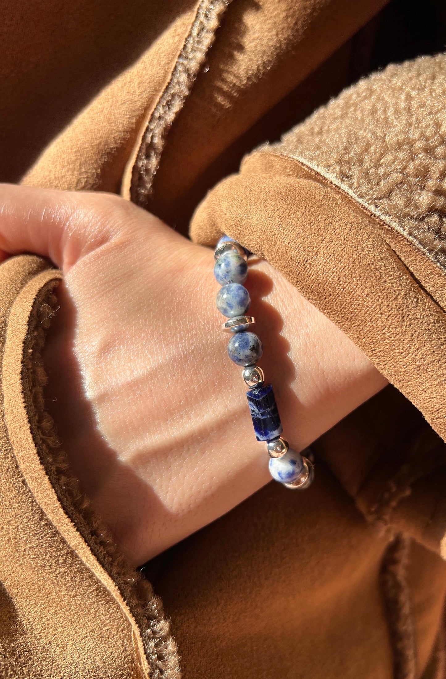 Clarity in Every Stone: Sodalite Serenity Bracelet (Unisex)
