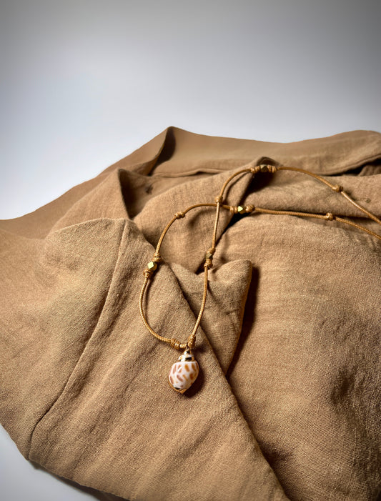 Timor – Unisex Natural Shell Necklace