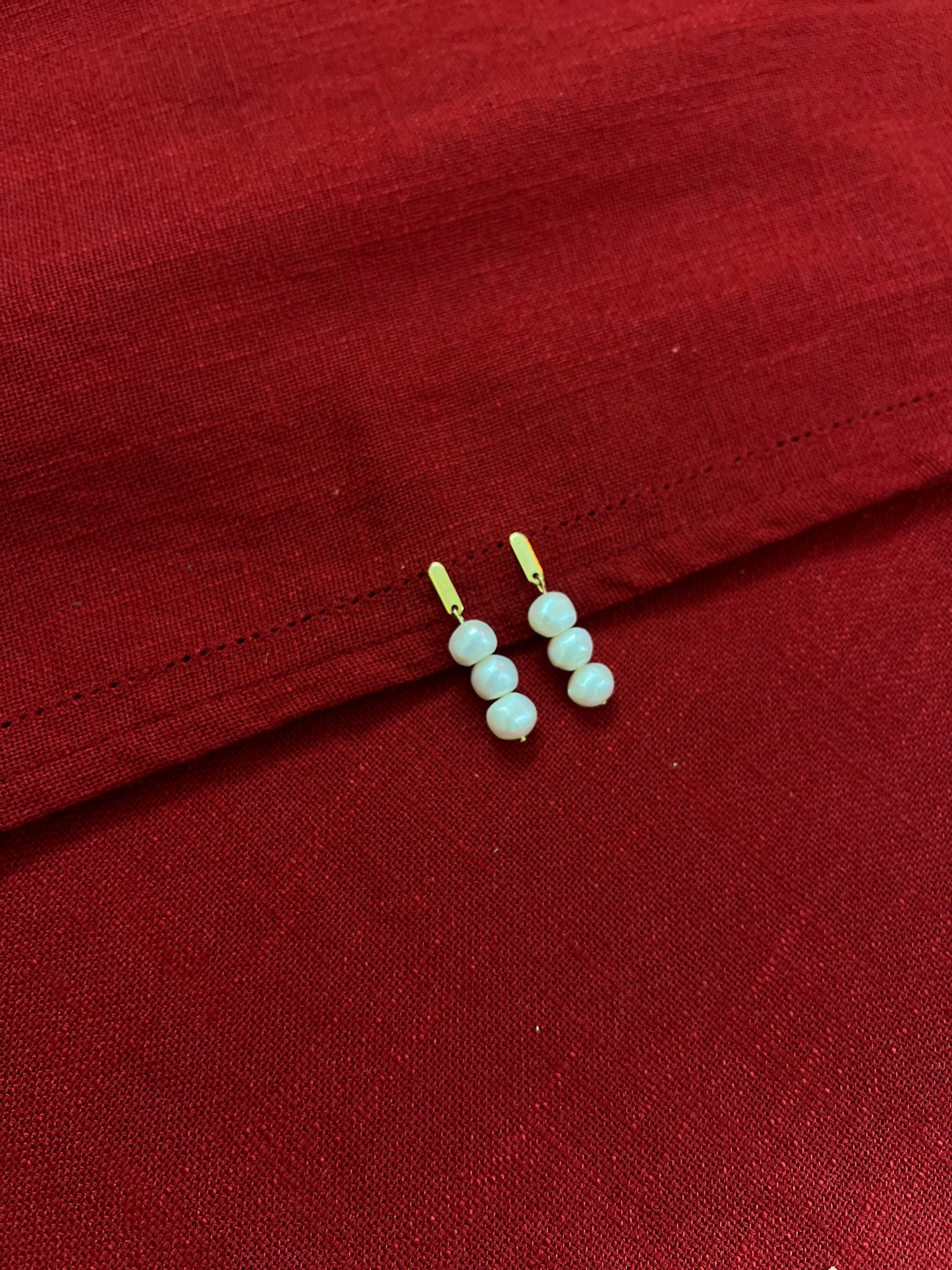 Poise- Pearl Drop Earrings